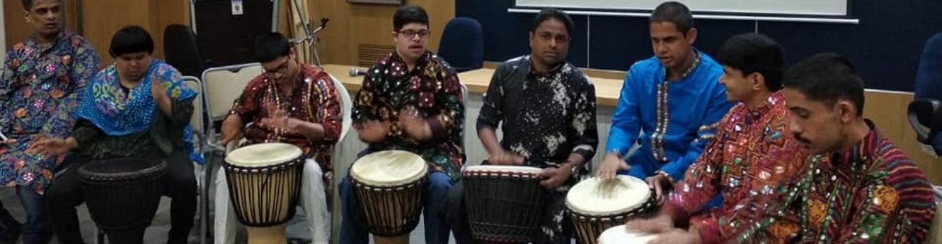 Children enjoying music and rhythm sessions